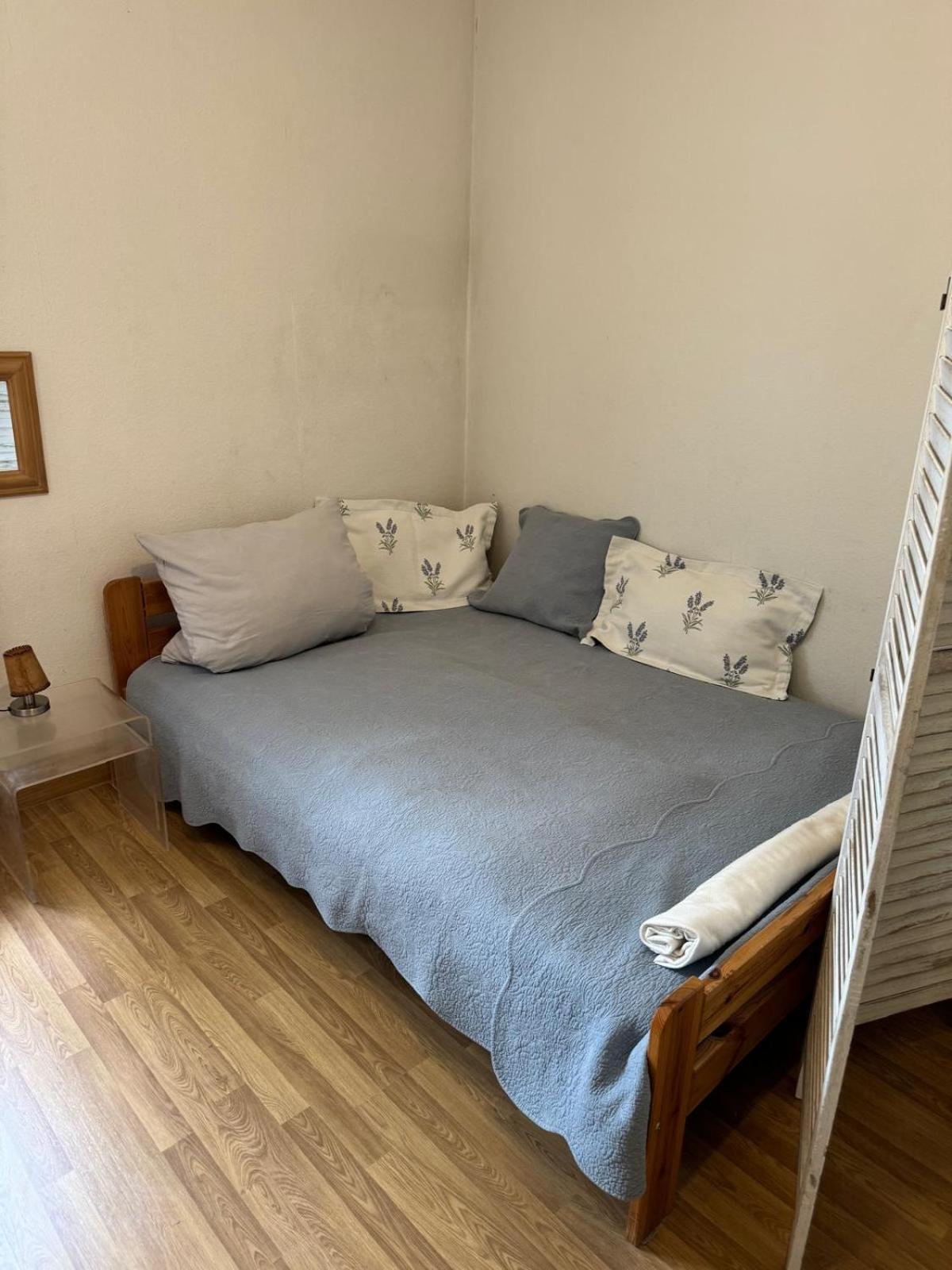 Gemuetliches Komfortables Zimmer Fuer 1 Person Im Zentrum Мюнхен Экстерьер фото